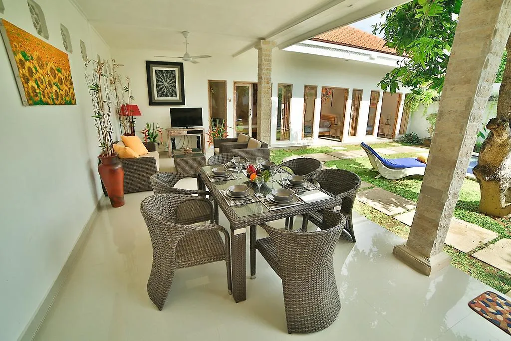 Rainbow Villa Seminyak